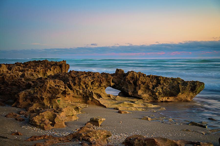 Morning Light at Coral Cove Beach Photograph by Lynn Bauer
