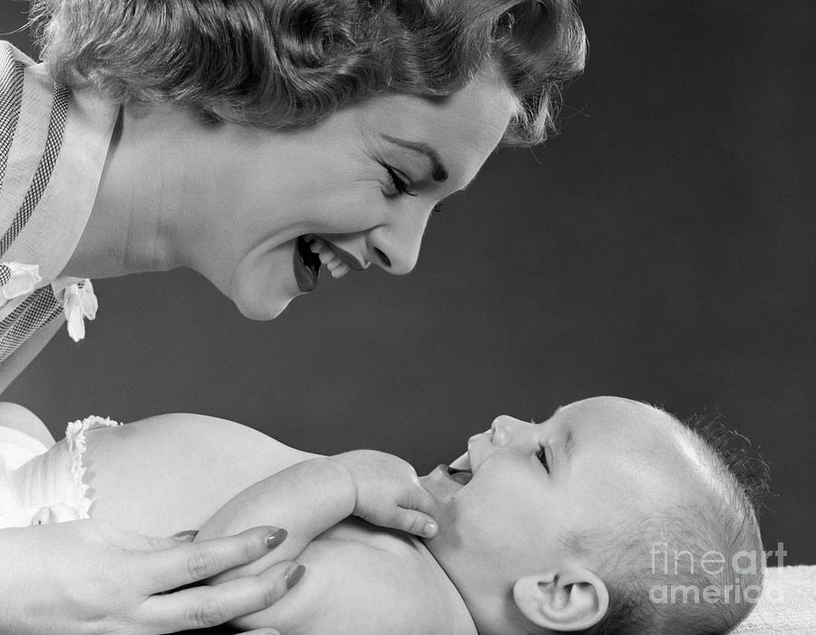 Mother And Baby, 1950s Photograph by H. Armstrong Roberts/ClassicStock