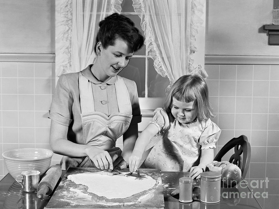 Mother And Daughter Baking Cookies Photograph by H. Armstrong Roberts/ClassicStock
