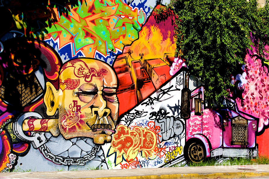 Grafiti Photograph - Motivation by Bitcoin Giraffe