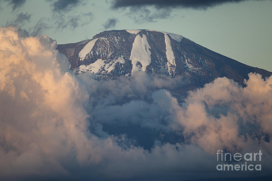Mount Kilimanjaro Photograph by Bernd Rohrschneider