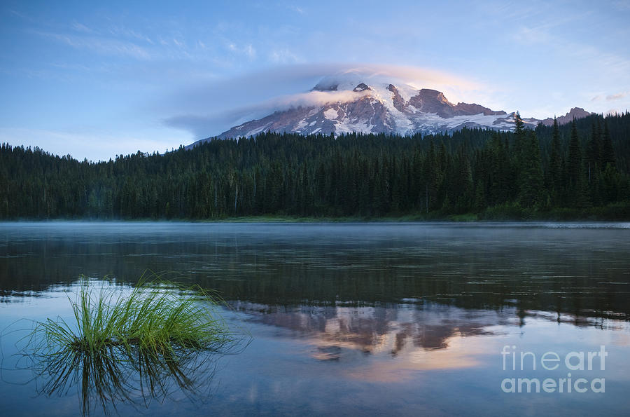 Mount Rainier Landscape Photograph by Greg Vaughn - Printscapes