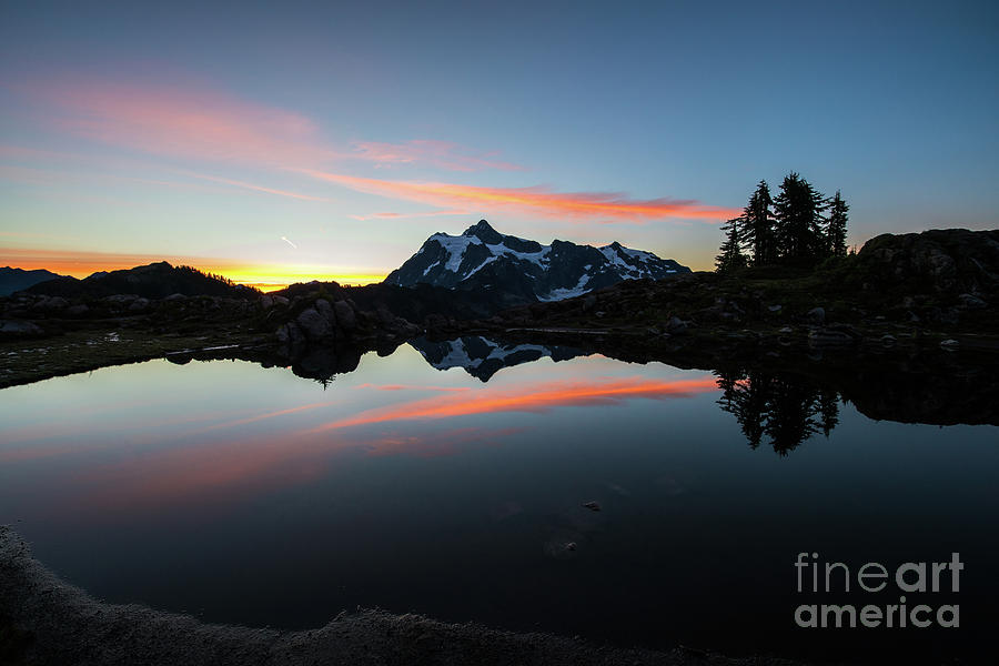 Mount Shuksan Arc of Light Reflected Photograph by Mike Reid