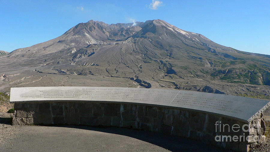 Mount St. Helen Memorial Photograph by Larry Keahey