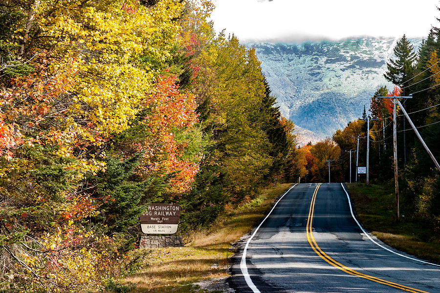 Mount Washington in autumn Photograph by Jeff Folger