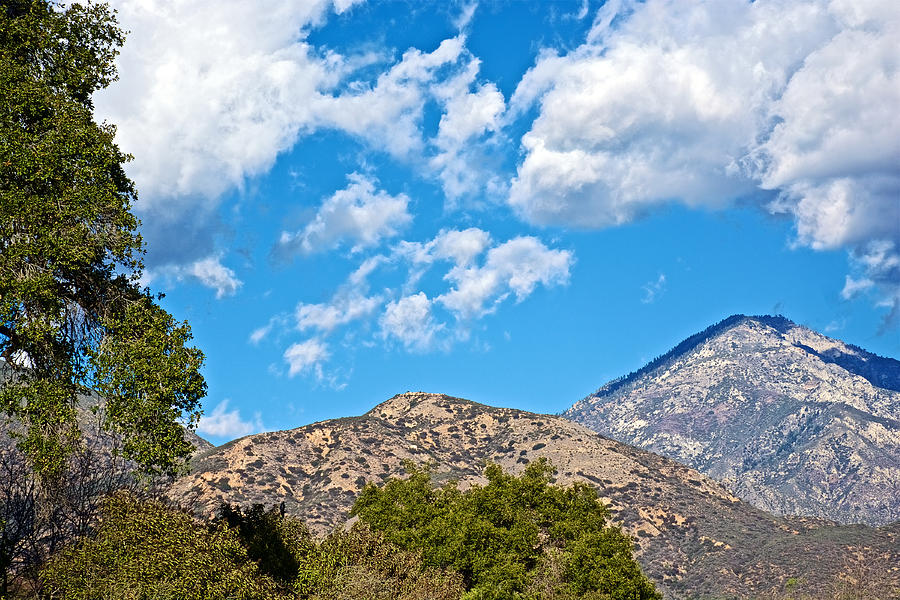 Mountains over Claremont from Thompson Creek Trail in Claremont 