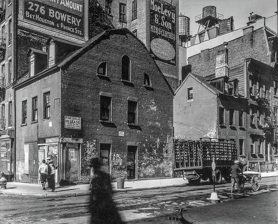 Mulberry and Prince Streets Photograph by Cecil Boothe