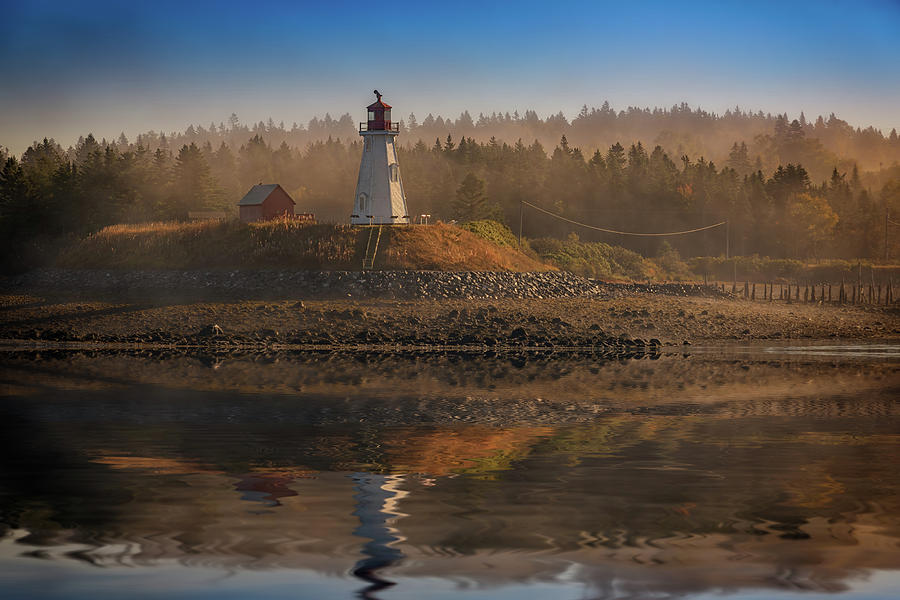 Lighthouse Photograph - Mulholland Point Lighthouse by Rick Berk