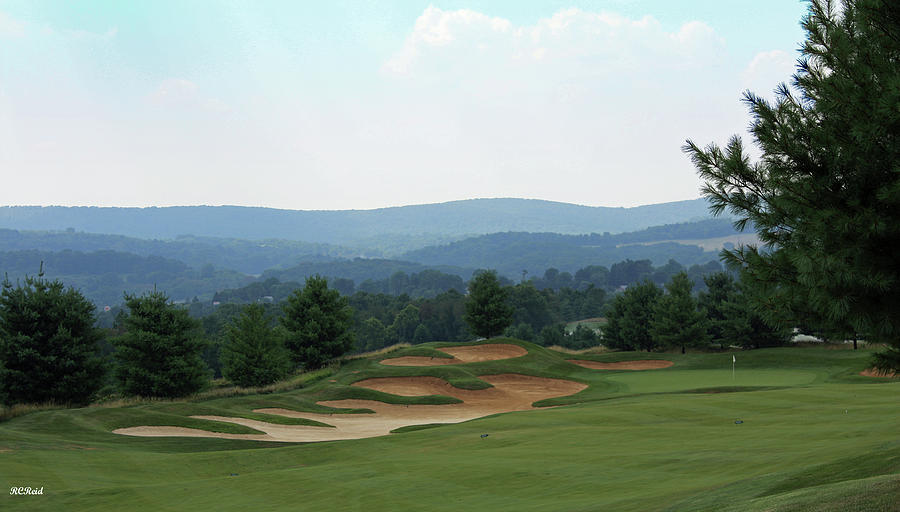 Musket Ridge Golf - in the foothills of the Catoctin Mountains - Par 5 - 10th Photograph by Ronald Reid