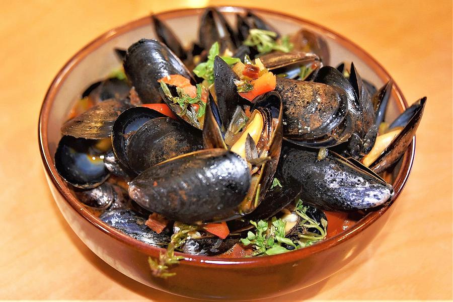 Mussels Supreme Photograph by Kim Bemis