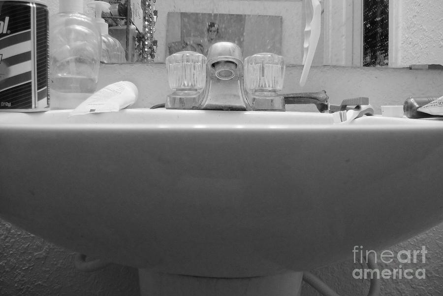 My sons view of the sink Photograph by WaLdEmAr BoRrErO