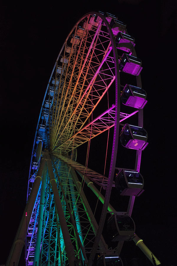 Ferris Wheel Photograph - Myrtle Beach Skywheel by Suzanne Gaff