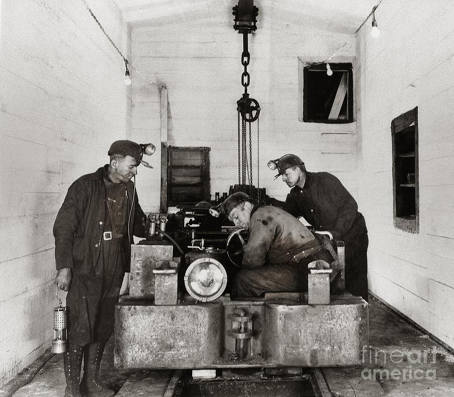 Nanticoke PA Buttonwood Colliery Inman Shaft Glen Alden Coal Underground Motor Pit 1945 Photograph by Arthur Miller
