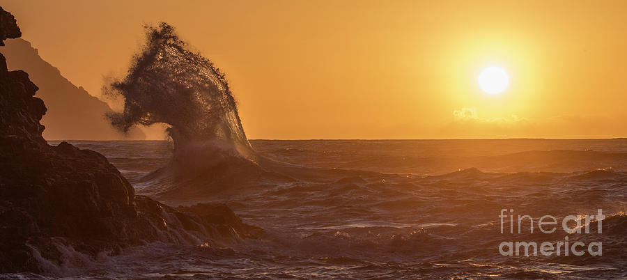 Hawaii Photograph - Napali Coast Kauai Hawaii Wave Explosion IV by Dustin K Ryan