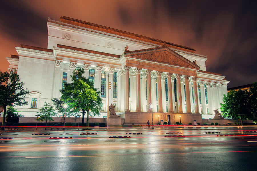 National Archives Building Photograph by Ray Devlin