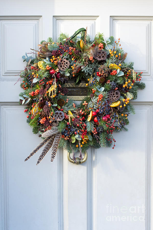 Natural Christmas Wreath Photograph by Tim Gainey