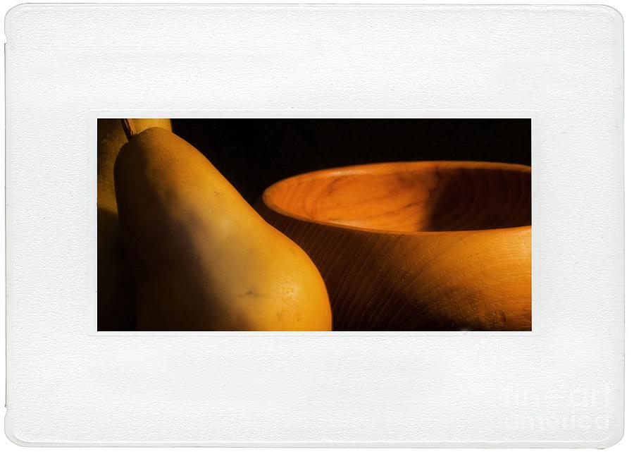 Pear Photograph - Nature Morte by Dania Reichmuth Photography