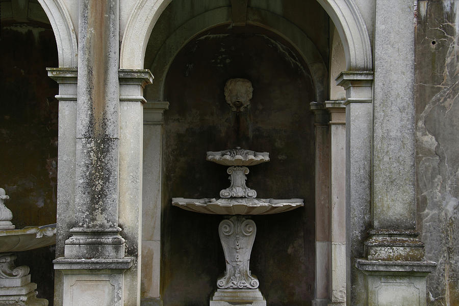 Neo Renaissance Wall Fountain Photograph by Yvonne Wright