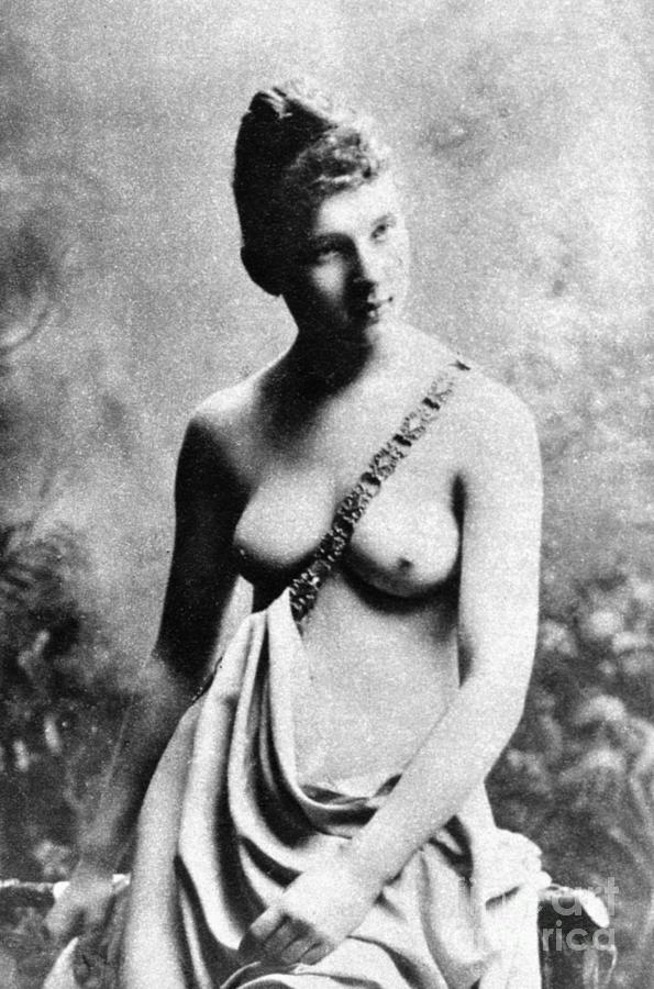 Neoclassical Nude Photograph by Granger