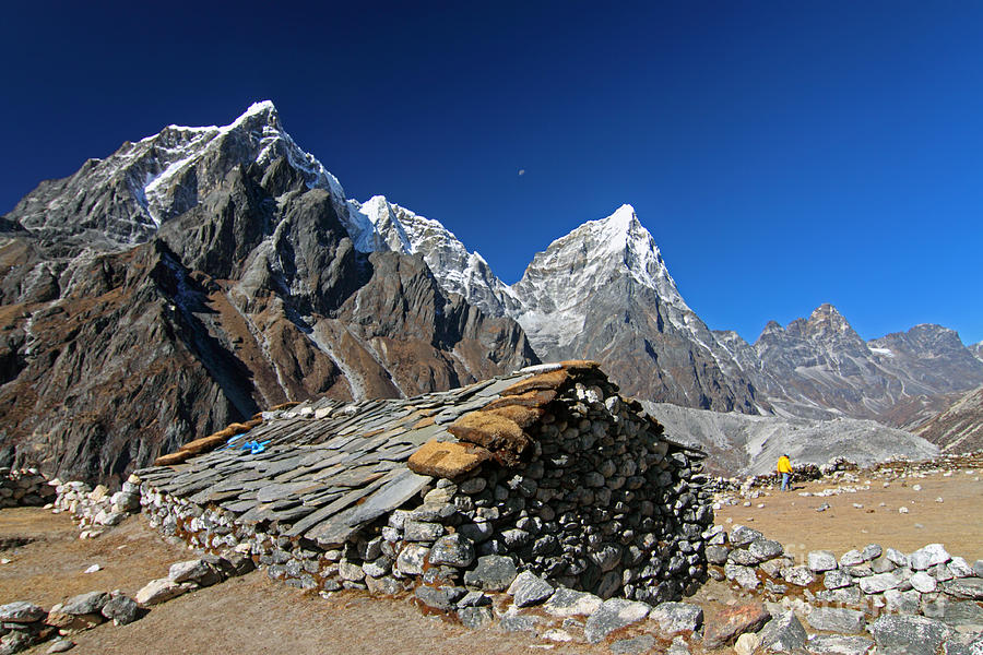 Nepal Himalayan Sherpa Hut Photograph by Jim Beckwith - Fine Art America