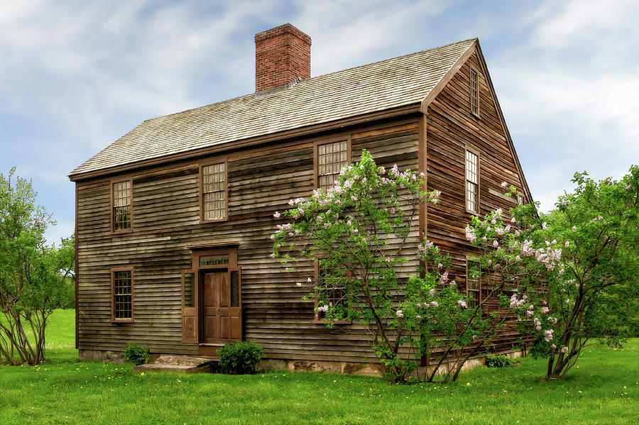New England Style Saltbox House  -  1773newenglandsaltboxhouse185333 Photograph by Frank J Benz