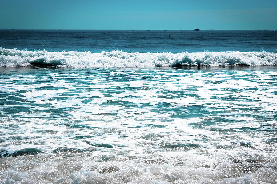 New Horizon - Blue Ocean Photograph by Colleen Kammerer