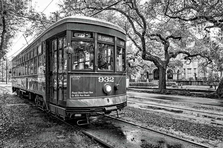 New Orleans Photograph - New Orleans Classique bw by Steve Harrington