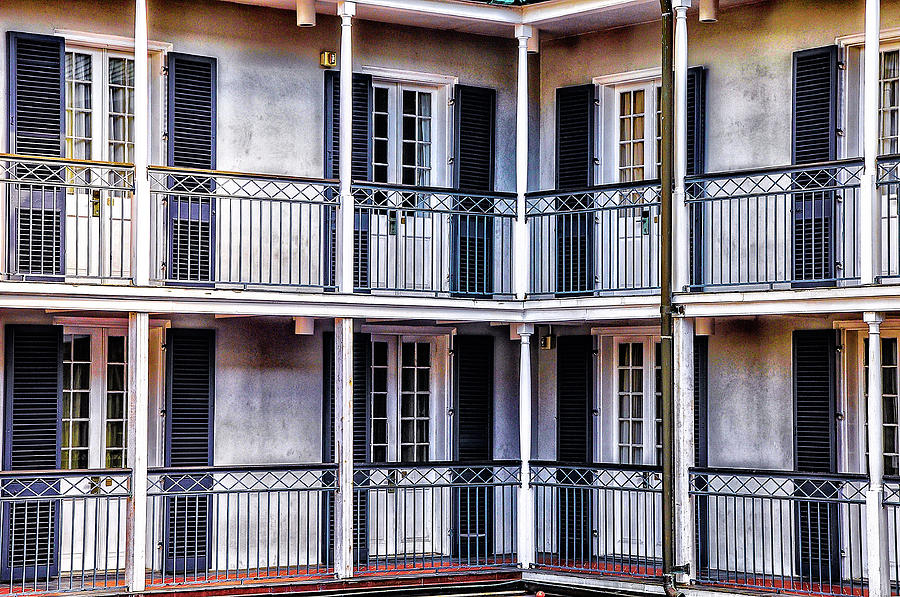 New Orleans Hotel  Photograph by Bill Cannon