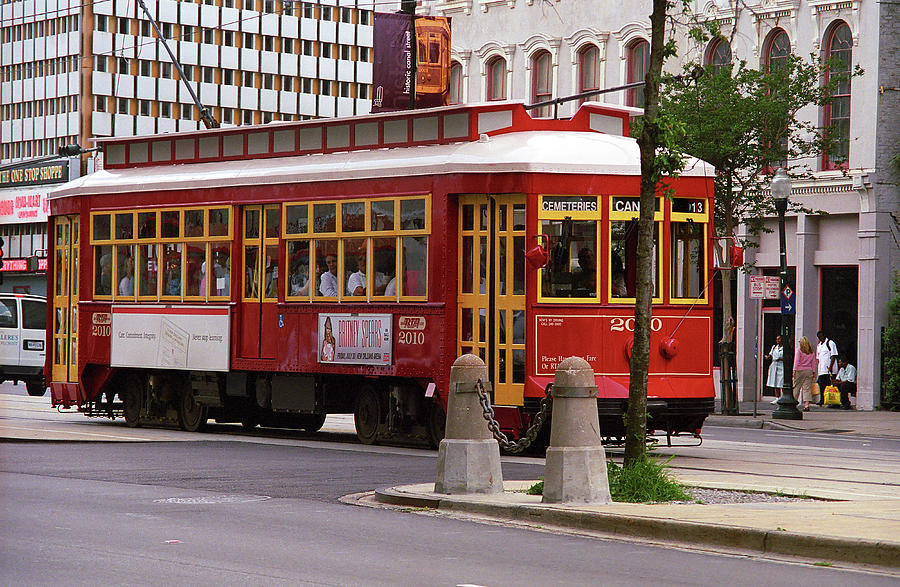 New Orleans Trolley 2004 Photograph by Frank Romeo
