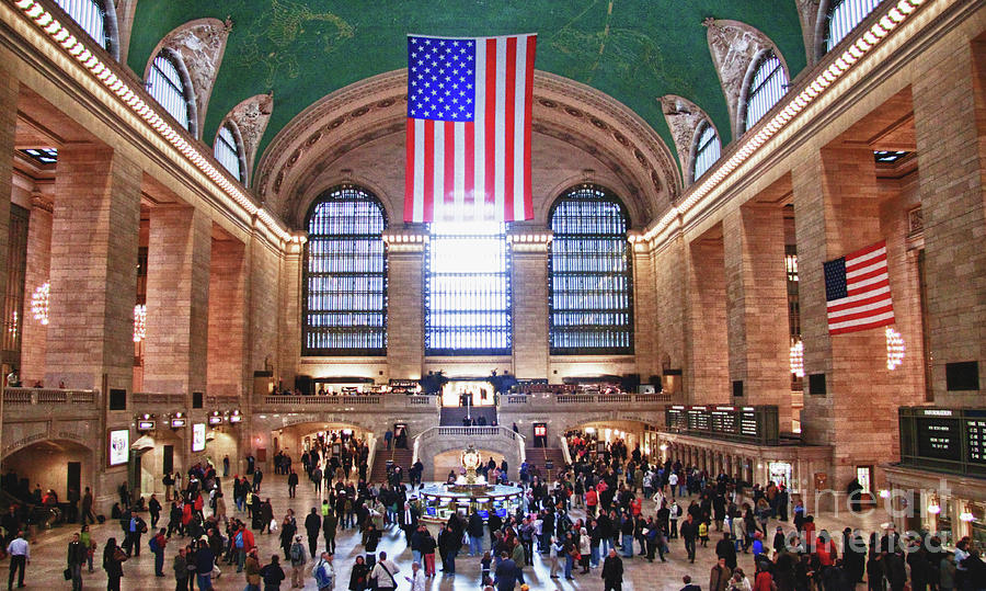 New York - Grand Central Terminal Photograph by Levin Rodriguez