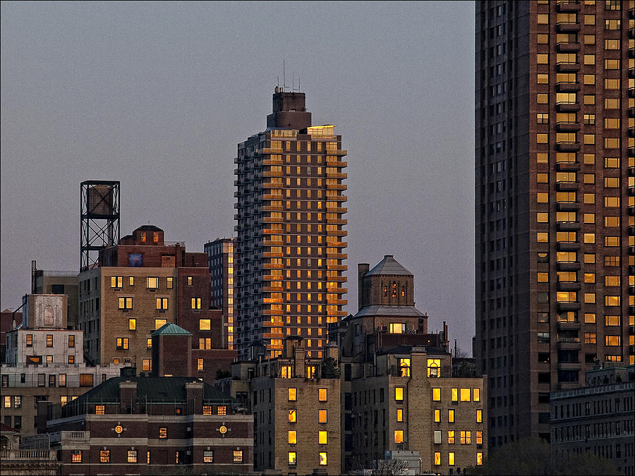 New York City Skyline Sunset Photograph by Robert Ullmann