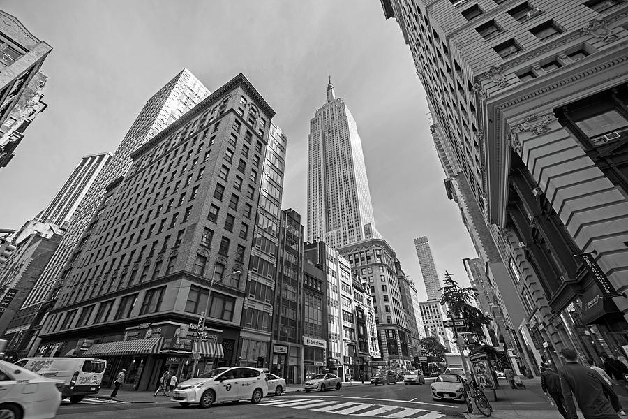 New York Fifth Avenue Taxis Empire State Building Black and White Photograph by Toby McGuire