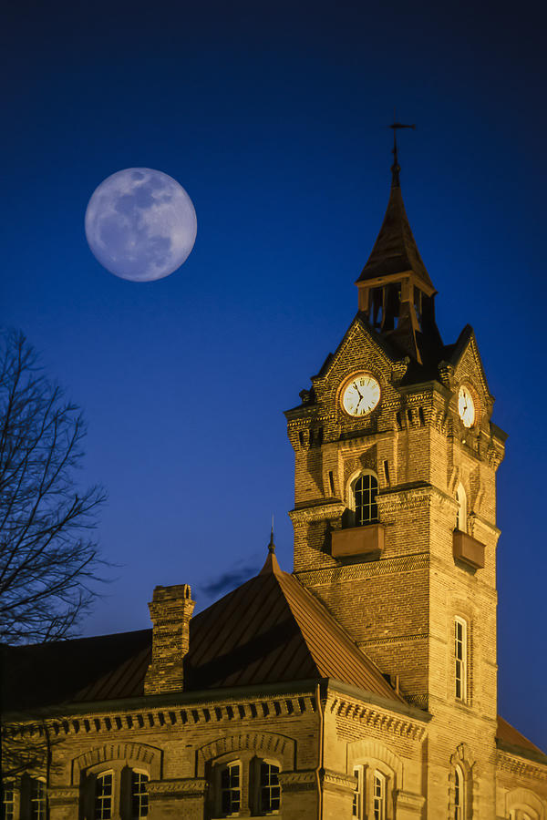 newberry opera house