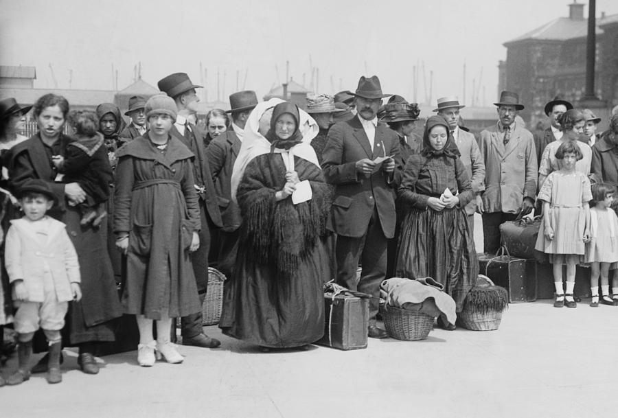 Newly Arrived European Immigrants Photograph by Everett Pixels