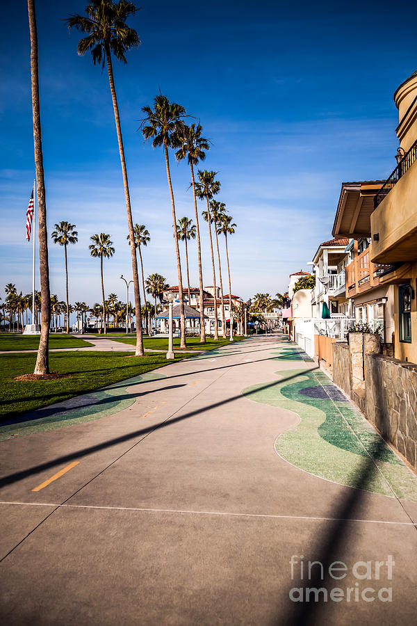 Newport Beach Photograph - Newport Beach Boardwalk by Paul Velgos