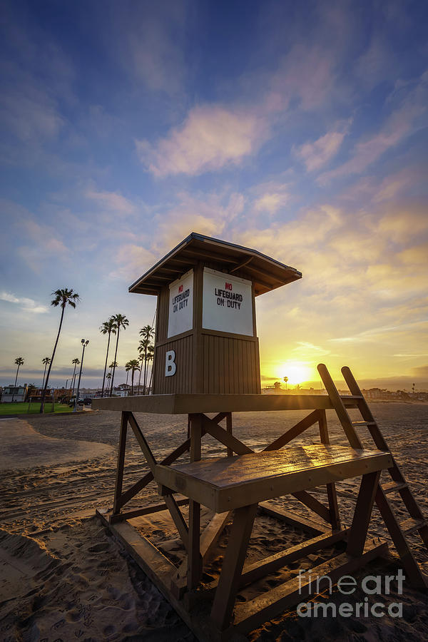 Newport Beach CA Lifeguard Tower B Sunrise Photo Photograph by Paul Velgos