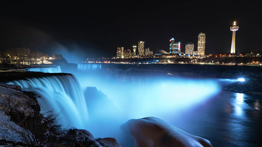 Niagara Falls at night - blue Photograph by Framing Places