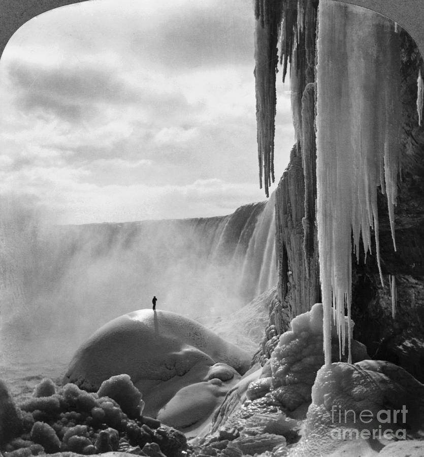 Niagara Falls: Frozen Photograph by Granger
