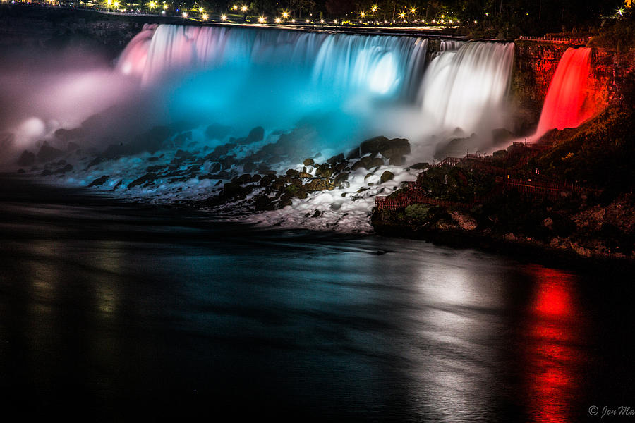 Red Photograph - Niagara Falls by Jon Ma