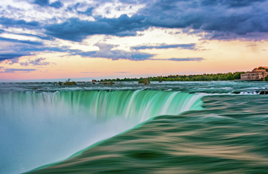 Nature Photograph - Niagara Falls - The Brink by Steve Harrington