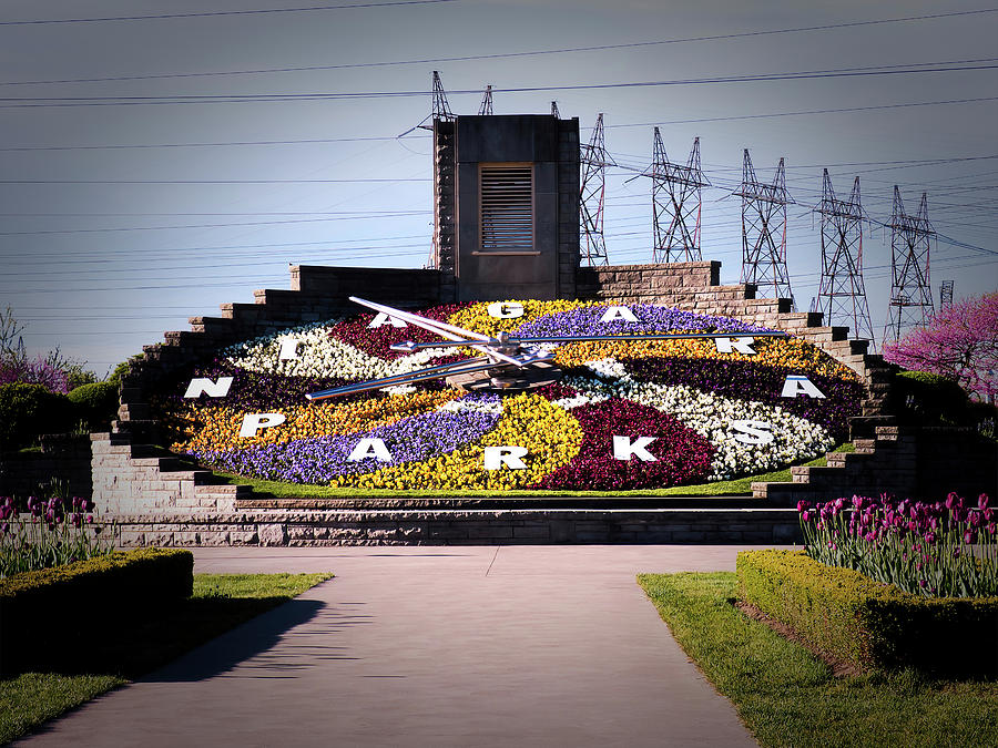 Niagara Floral Clock May 2017 Photograph by Leslie Montgomery