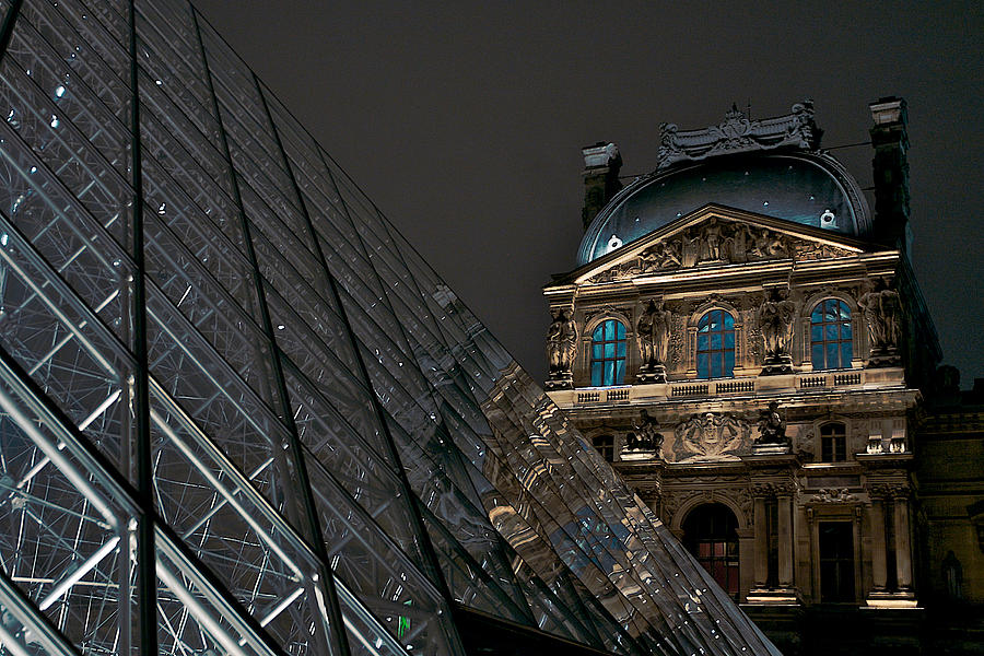 Night At The Louvre Photograph by Lawrence Boothby