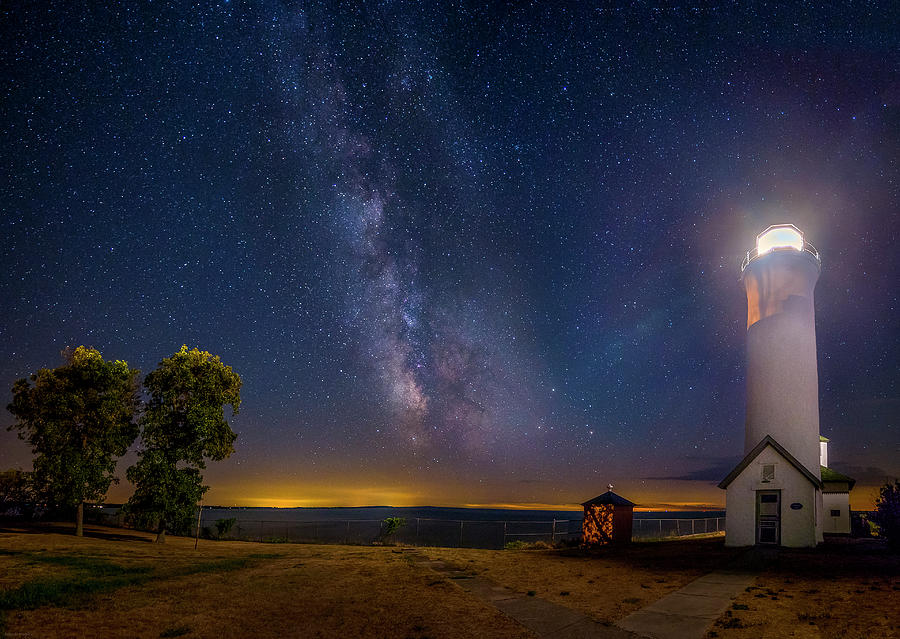 Night at Tibbetts Point Photograph by Mark Papke