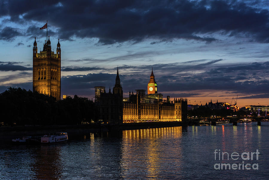 Night Parliament and Big Ben Photograph by Mike Reid