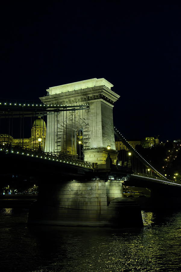 Night view of The Szchenyi Chain Bridge Photograph by Lucinda Walter