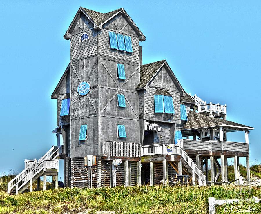 Nights in Rodanthe House Photograph by Rod Farrell