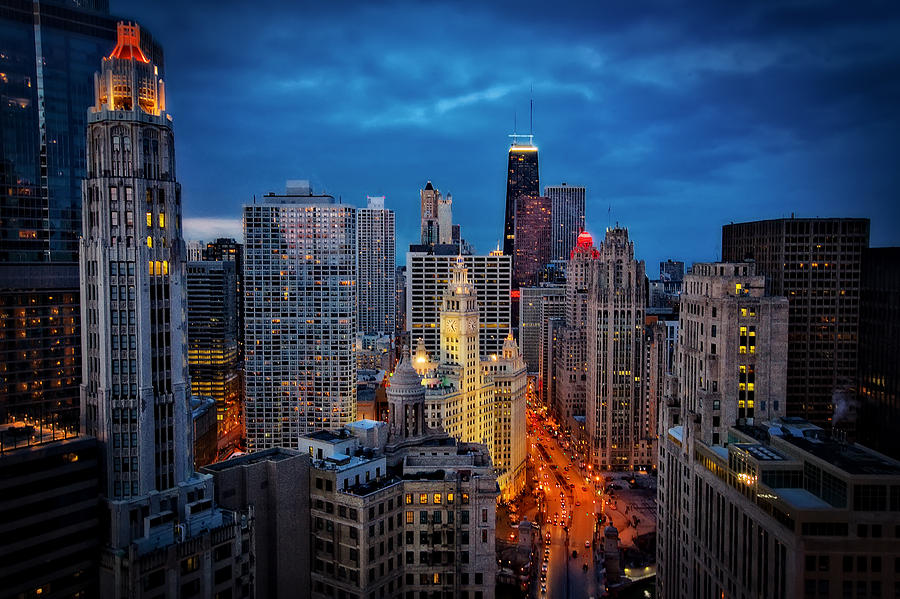 Nighttime Downtown Chicago Cityscape Photograph by Jennifer Rondinelli Reilly - Fine Art Photography