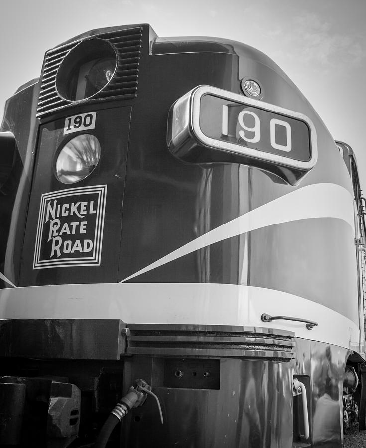 Train Photograph - No. 190 2246 by Rob Crawford