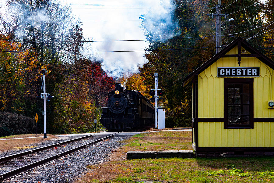 No. 40 coming into Chester CT Photograph by Jeff Folger