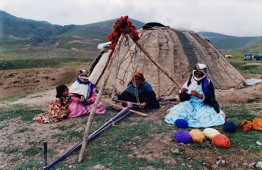 Nomad Women Weaving a Rug Photograph by Salma